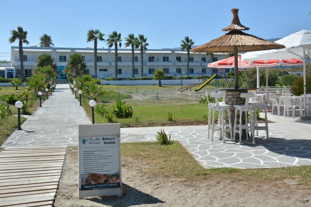 Costa Angela Seaside Resort Exteriér fotografie