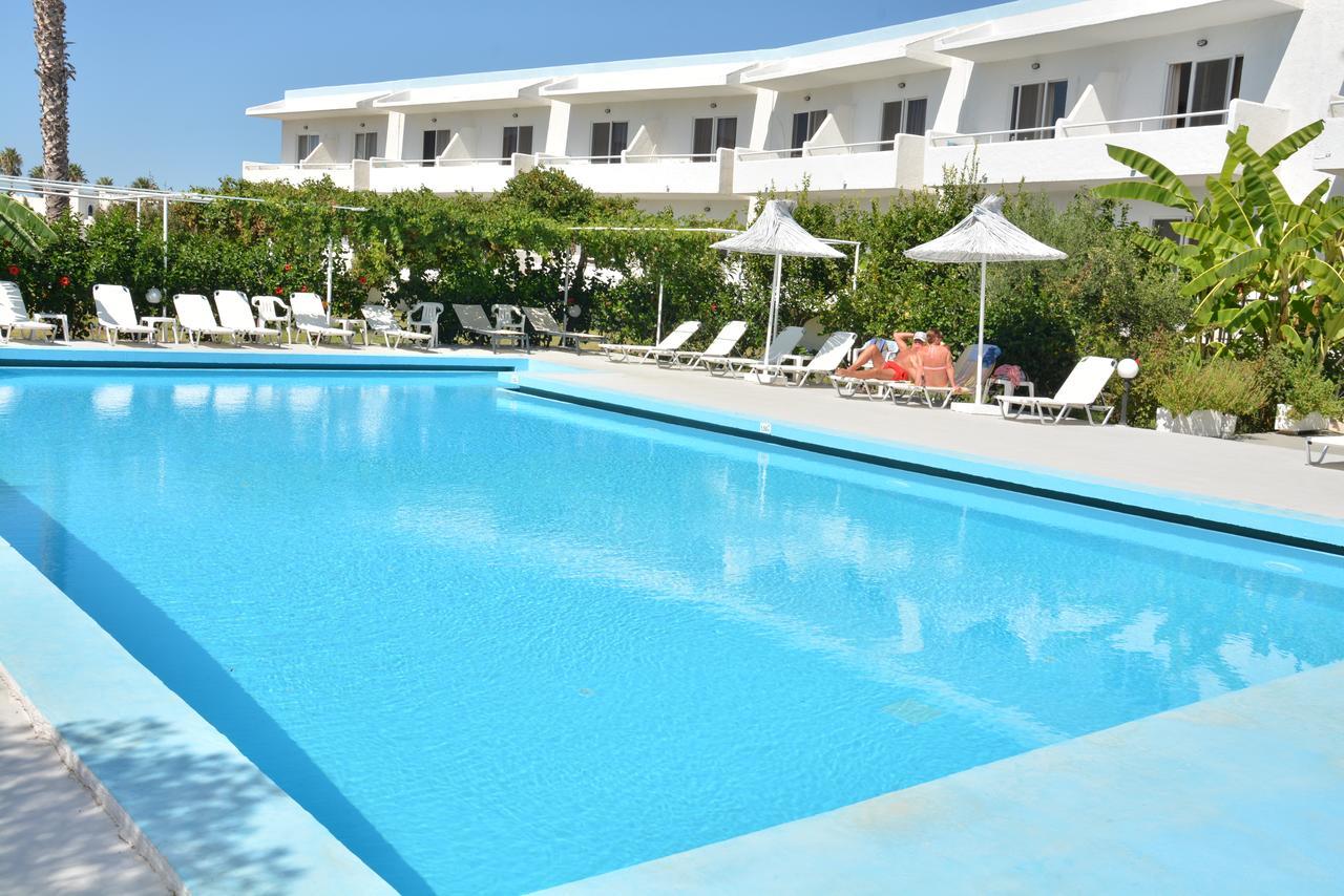 Costa Angela Seaside Resort Exteriér fotografie