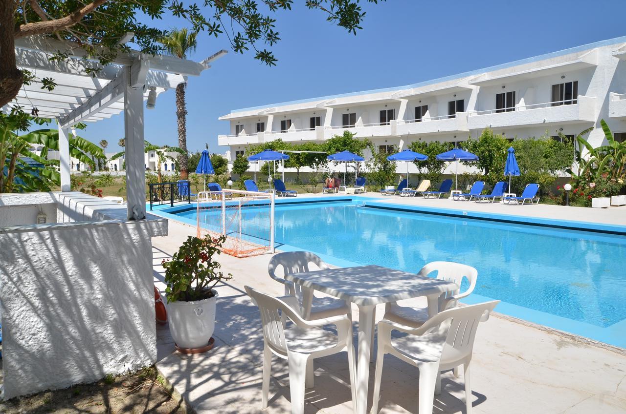 Costa Angela Seaside Resort Exteriér fotografie