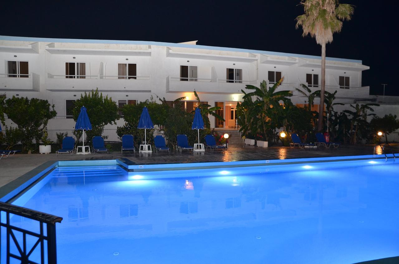 Costa Angela Seaside Resort Exteriér fotografie